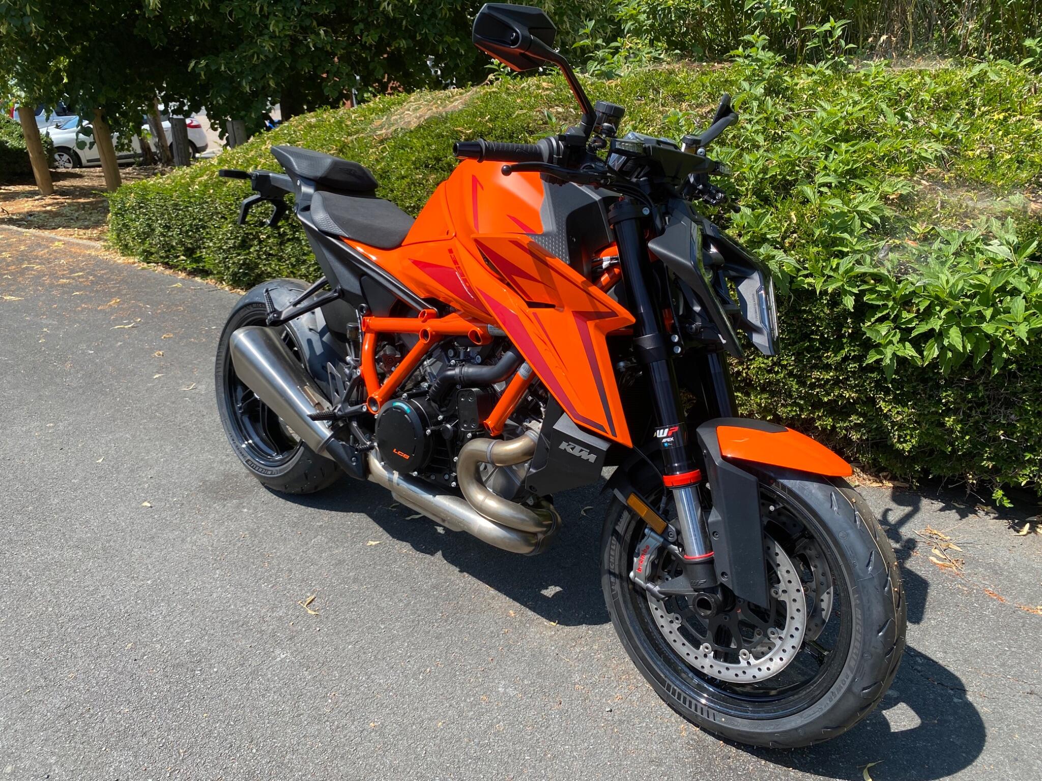 2026 KTM 1390 Super Duke R